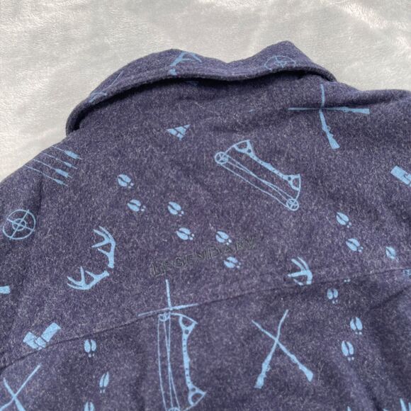 Legendary Whitetails Shirt Womens Large Navy Deer Hunting Print Cotton Flannel - Picture 6 of 16